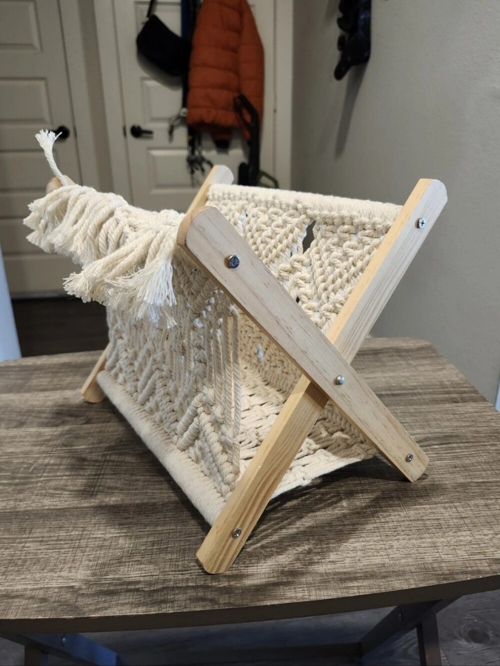 Mkono Macrame Magazine Rack Boho Holder Storage Standing Basket - Books Blanket